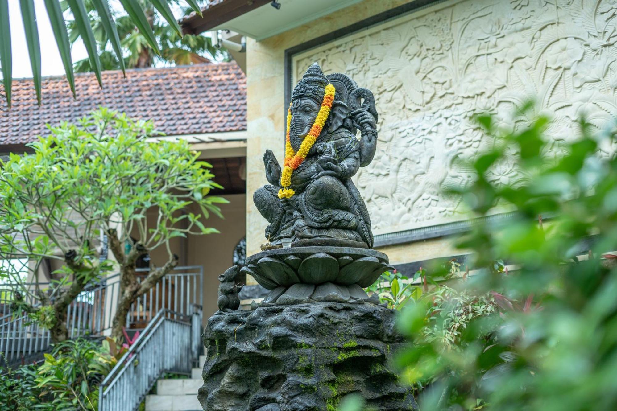 Abhirama Villas And Spa Ubud Buitenkant foto